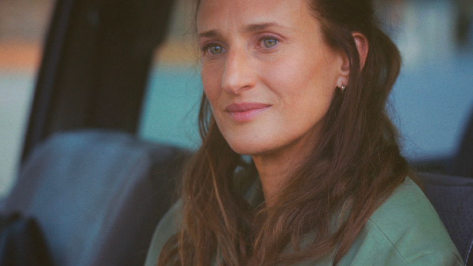  Toni (Camille Cottin)